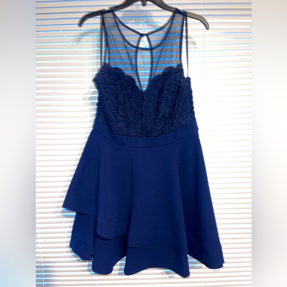 blue dress